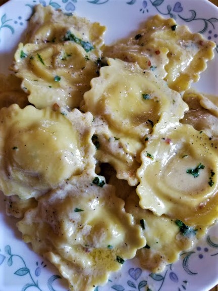 lobster ravioli with butter sauce10